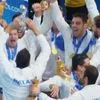 Η ιστορική απονομή για το χρυσό: Ανατριχίλα στην ανάκρουση του Εθνικού Ύμνου