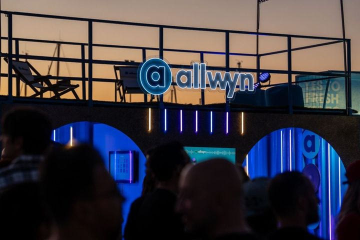 Τι θυσία έχετε κάνει για να βρεθείτε σε metal συναυλία; Οι fans των Pantera στο Release Athens Festival αποκαλύπτονται στην Allwyn (vid.)
