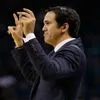 Η τριάδα που πλαισιώνει τον Σπόλστρα στην Team USA
