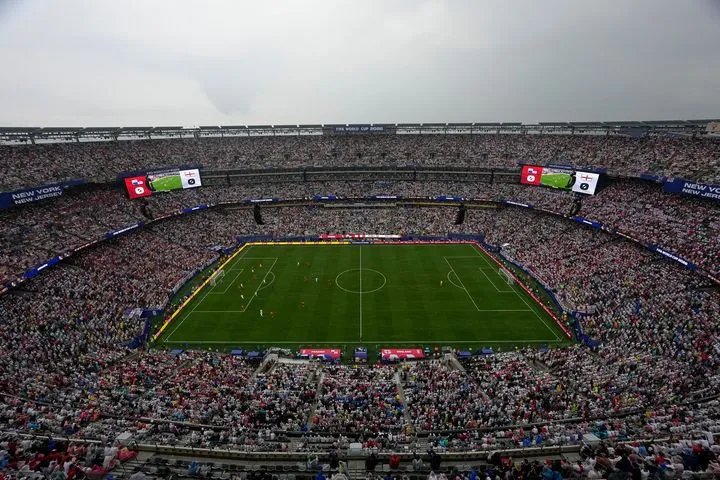 Μουντιάλ 2026: H FIFA πουλάει κομμάτια από το χορτάρι του γηπέδου του τελικού έως και 2.600 ευρώ