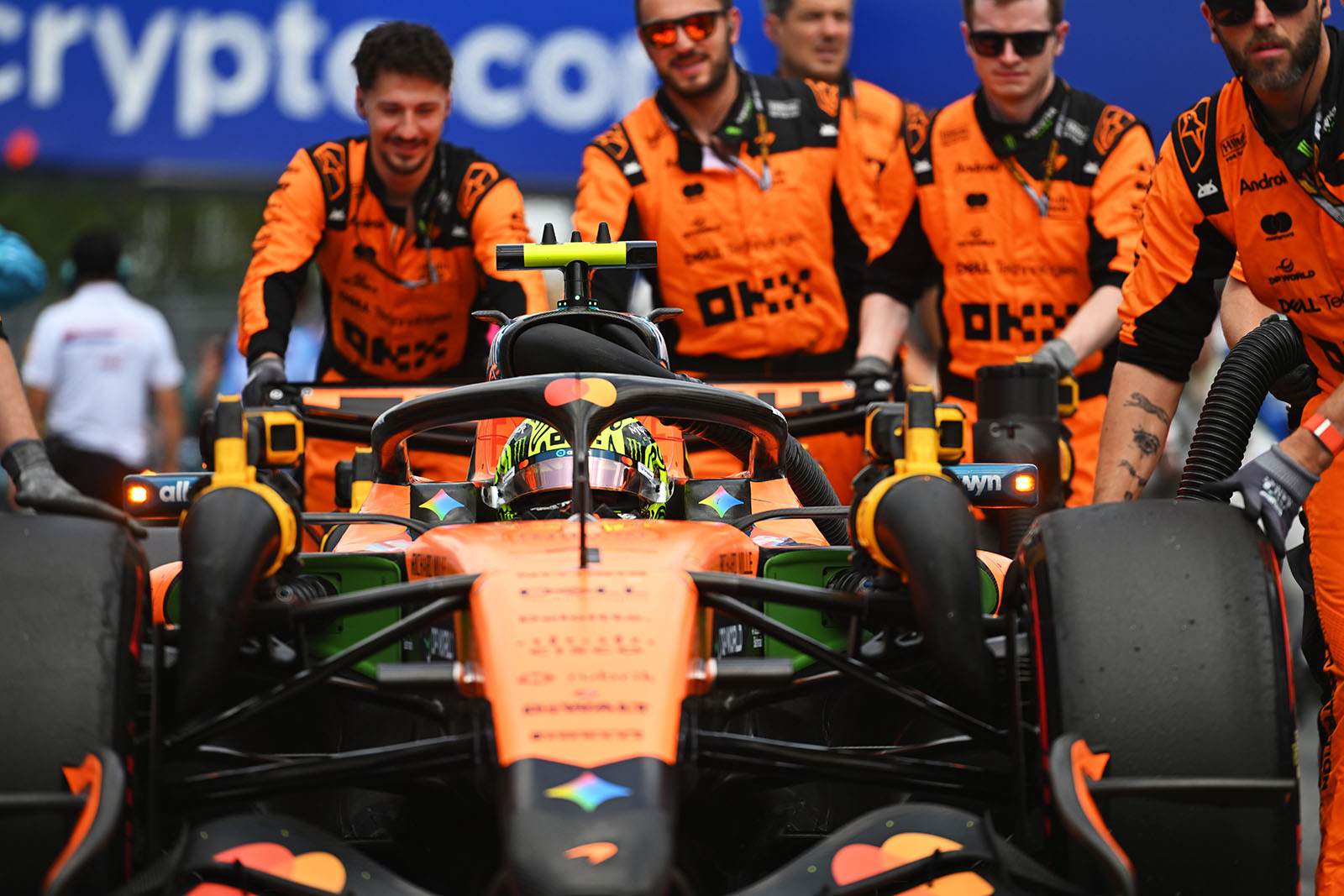 To νέο πρόσωπο της F1 για το 2031: Κινητήρες V8, ελαφρύτερα μονοθέσια, ανεφοδιασμός στα πιτς                                          To νέο πρόσωπο της F1 για το 2031: Κινητήρες V8, ελαφρύτερα μονοθέσια, ανεφοδιασμός στα πιτς