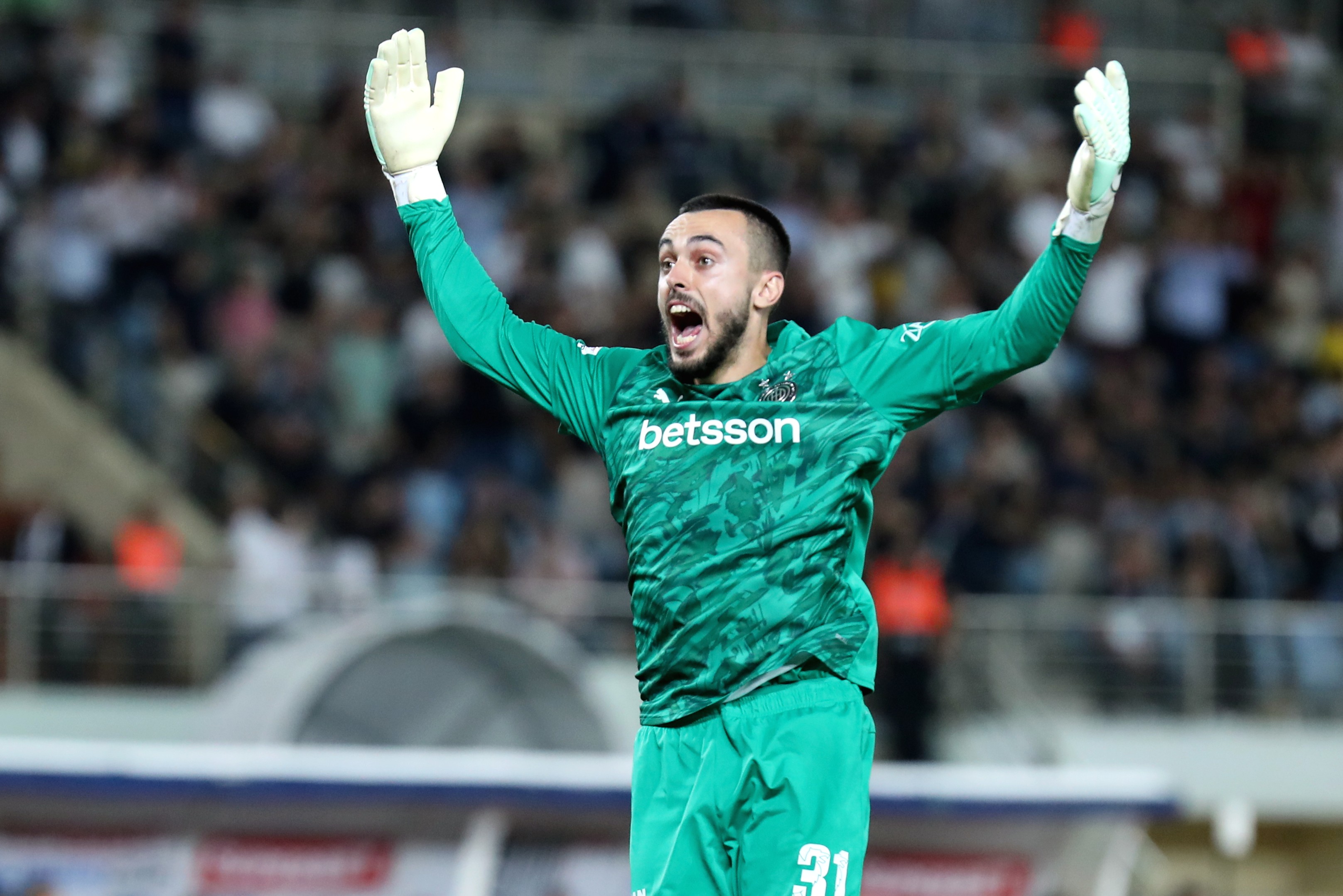 ΑΕΚ – ΟΦΗ: Τα δύο πέναλτι που έκριναν του Superbet Super Cup, η απόκρουση του Χριστογεώργου και το “κρύο” αίμα του Ανδρούτσου