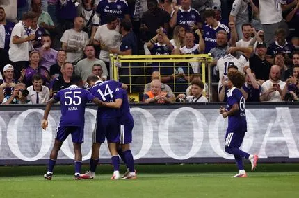 Η Άντερλεχτ έκανε το 2-1 με ατομική ενέργεια του Άμπρος