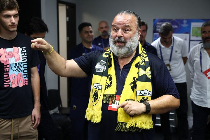 ΑΕΚ: Ο Ηλιόπουλος έδωσε πριμ μετά την ιστορική πρόκριση επί της Λέφσκι Σόφιας, πώς το υποδέχθηκαν οι παίκτες