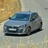 Δοκιμάζουμε το best seller Peugeot 208 στην υβριδική έκδοση των 110 ίππων