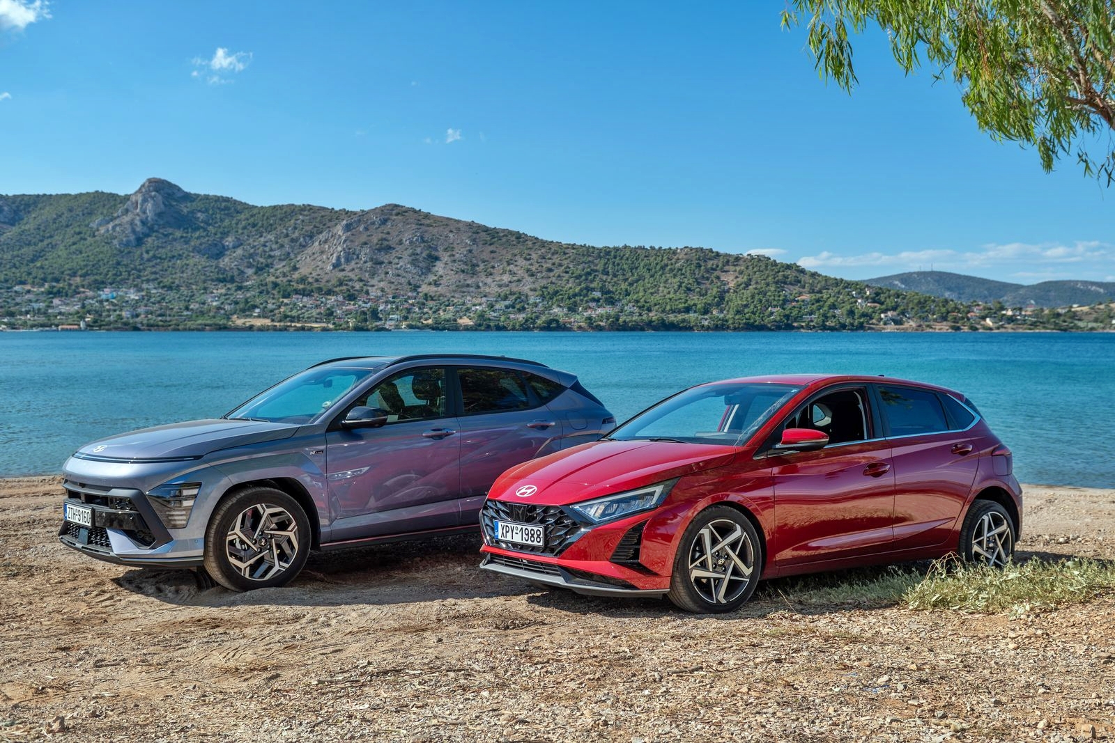 Με την υποστήριξη της Hyundai απομακρύνθηκαν 36 τόνοι απορριμμάτων από τη θάλασσα της Σαλαμίνας                                          Με την υποστήριξη της Hyundai απομακρύνθηκαν 36 τόνοι απορριμμάτων από τη θάλασσα της Σαλαμίνας