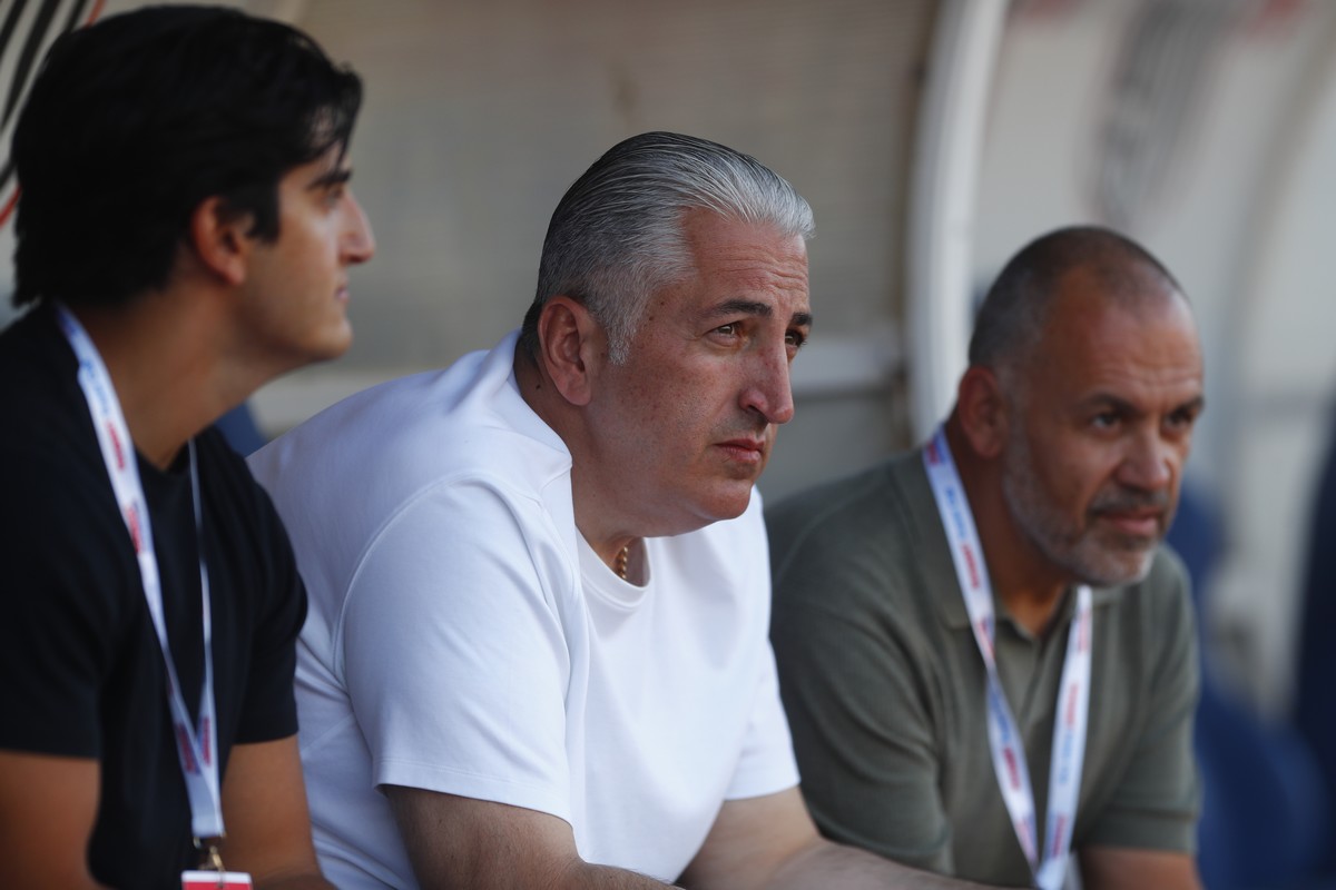 Το story του Μπούση για την κίνηση Ηλιόπουλου στην απονομή του τελικού του Superbet Super Cup                                          Το story του Μπούση για την κίνηση Ηλιόπουλου στην απονομή του τελικού του Superbet Super Cup