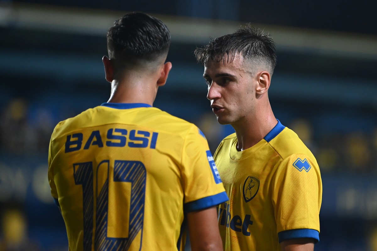 Η βαθμολογία της Stoiximan Super League μετά τα παιχνίδια του Σαββάτου για τη 2η αγωνιστική                                          Η βαθμολογία της Stoiximan Super League μετά τα παιχνίδια του Σαββάτου για τη 2η αγωνιστική