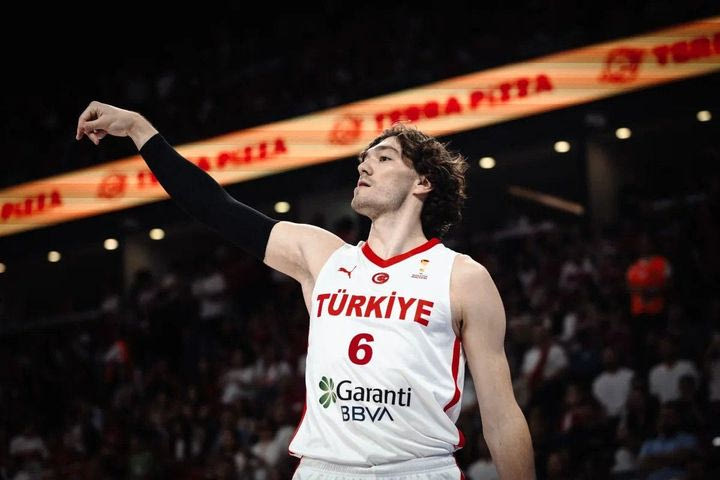 Με Όσμαν, αλλά χωρίς Σενγκούν οι κλήσεις του Αταμάν στην εθνική Τουρκίας για το παράθυρο του Αυγούστου