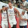 Συναγερμός για Μιλουτίνοβ: Τραυματίστηκε και έφυγε υποβασταζόμενος από το Ιταλία – Σερβία