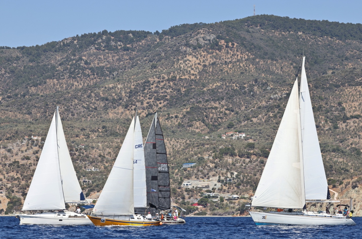 Aegean Regatta: Ξεκινά από τα Λημνιά Βολισσού ως μήνυμα στήριξης και ελπίδας στην πυρόπληκτη Χίο                                          Aegean Regatta: Ξεκινά από τα Λημνιά Βολισσού ως μήνυμα στήριξης και ελπίδας στην πυρόπληκτη Χίο
