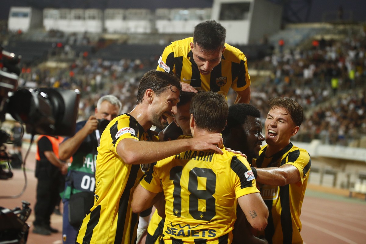 ΑΕΚ φωτιά για πρόκριση και Superbet Κύπελλο Ελλάδας στο επίκεντρο                                          ΑΕΚ φωτιά για πρόκριση και Superbet Κύπελλο Ελλάδας στο επίκεντρο