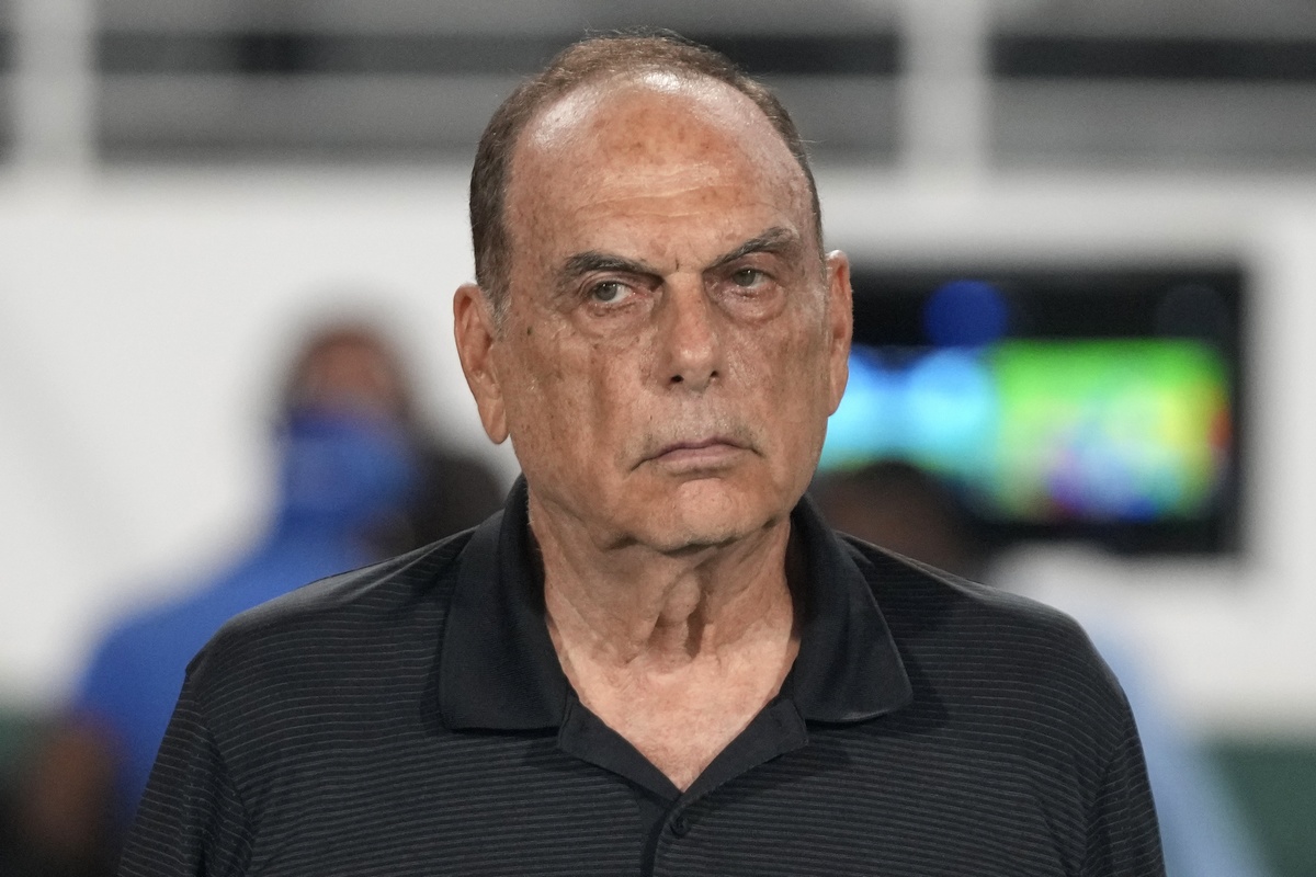 Συνάντηση Γκραντ - Καρυπίδη στην Αθήνα                                          Συνάντηση Γκραντ - Καρυπίδη στην Αθήνα