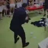 Ασύλληπτο σκηνικό με τον πρόεδρο της Ντιναμό Τιράνων στα αποδυτήρια: Τα χρήματα στη μαύρη σακούλα και το πριμ ενόψει Πάφου