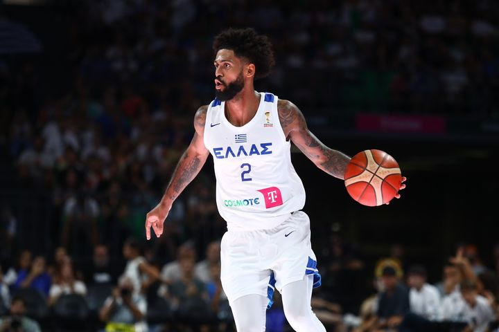 Πήρε φωτιά ο Τάιλερ Ντόρσεϊ: Τα απίστευτα νούμερά του στη δραματική νίκη της Εθνικής επί της Ισπανίας