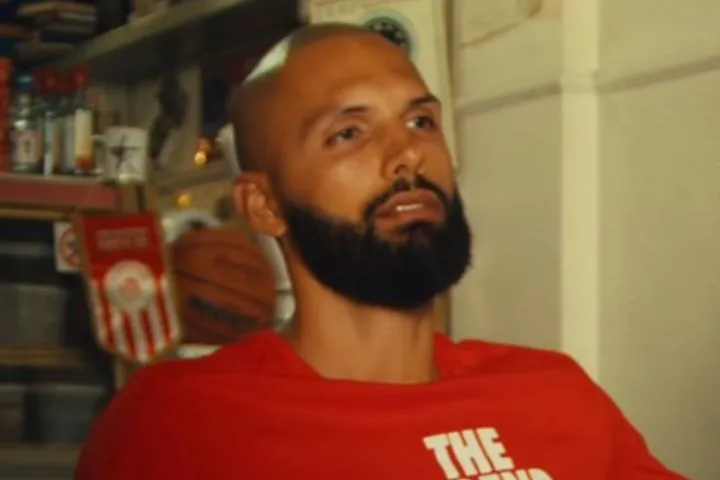 Το promo για την παρουσίαση των νέων εμφανίσεων του Ολυμπιακού με Φουρνιέ και Μιλουτίνοβ