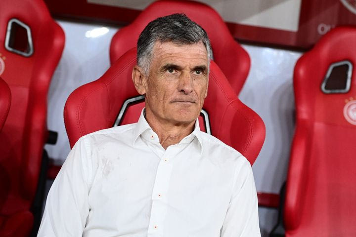 Ο σοβαρός Ολυμπιακός περνάει και φουλάρει για να βρει γιατρικό στο γκολ