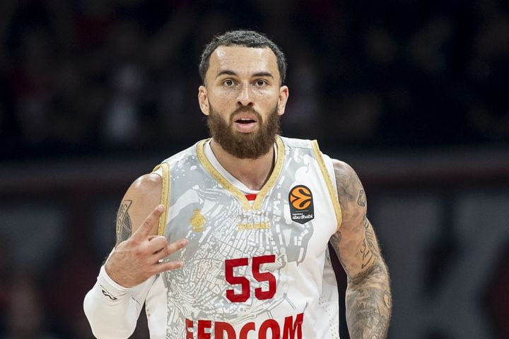 Από τον Σέιν Λάρκιν στον Μάικ Τζέιμς: Το Depth Chart της Αναντολού Εφές που θέλει να ξεχάσει την περσινή χρονιά