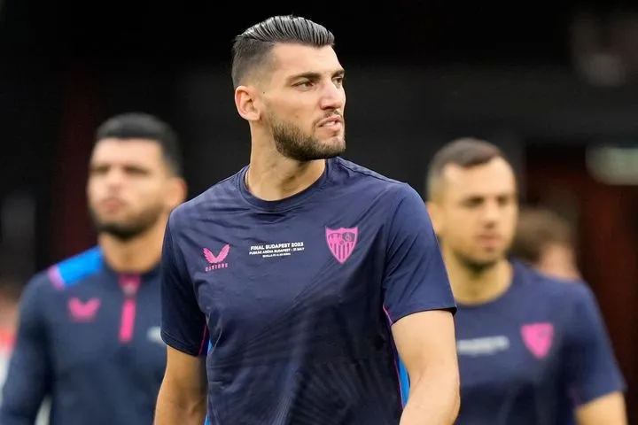 Strong Me για Ράφα Μιρ στον Άρη: "Όταν οι σύλλογοι βάζουν τα κύπελλα πάνω από την ηθική, κανονικοποιούν την έμφυλη βία"