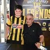 ΑΕΚ: Πλήθος κόσμου για τον Ραβούση στην Allwyn Arena πριν την αναμέτρηση της Ένωσης με τον Ηρακλή