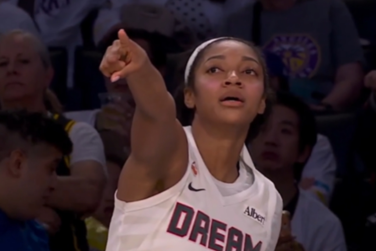 Νέες ρίψεις sex toys σε αγώνες του WNBA: Η Έιντζελ Ρις εντόπισε τον έναν υπεύθυνο κι εκείνος συνελήφθη                                          Νέες ρίψεις sex toys σε αγώνες του WNBA: Η Έιντζελ Ρις εντόπισε τον έναν υπεύθυνο κι εκείνος συνελήφθη