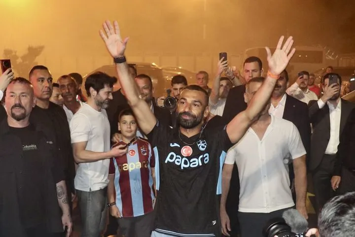 Ο Μοχάμεντ Σαλάχ στην άφιξη του στην Τραπεζούντα