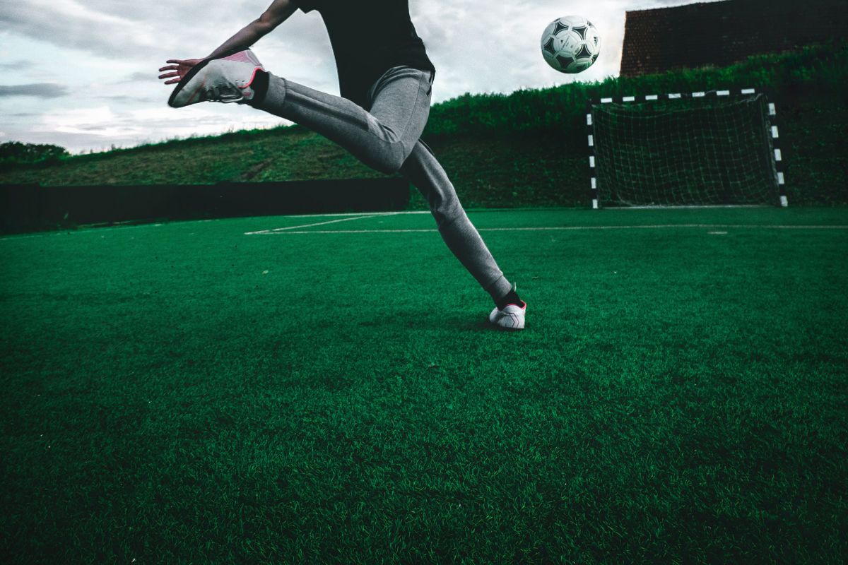 Ο παίκτης που ψάχνουμε στο Football Trivia απασχολεί την ελληνική επικαιρότητα                                          Ο παίκτης που ψάχνουμε στο Football Trivia απασχολεί την ελληνική επικαιρότητα