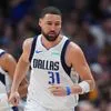 NBA: Οι Χιτ στην κορυφή της λίστας για την απόκτηση του Τόμπσον, αν πληρώσουν το buy-out στους Μάβερικς