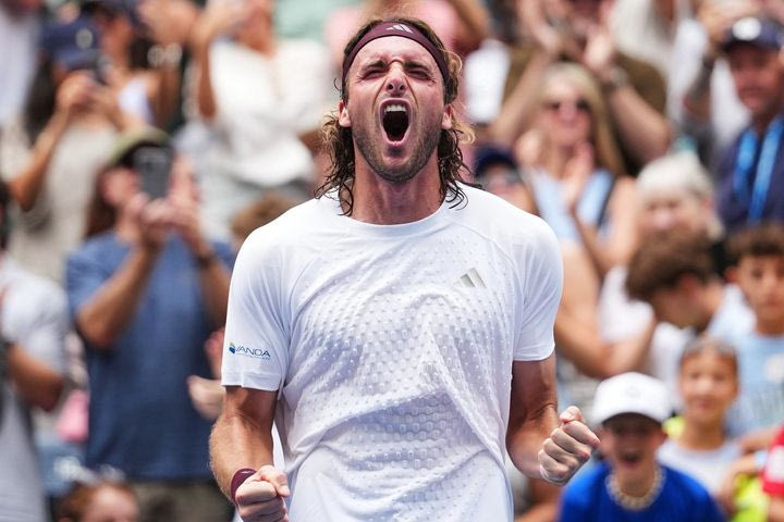 Ανατροπή και πρόκριση στους 64 του US open για τον Στέφανο Τσιτσιπά