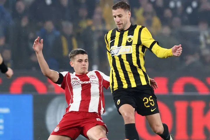 Champions League: Τα εγγυημένα έσοδα ΑΕΚ και Ολυμπιακού αν προκριθούν στη League Phase και τα ποσά που διεκδικούν