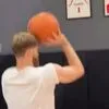 Ολυμπιακός: Ο Τόμας Γουόκαπ ανέβασε VIDEO με προπόνησή του στη Νέα Υόρκη
