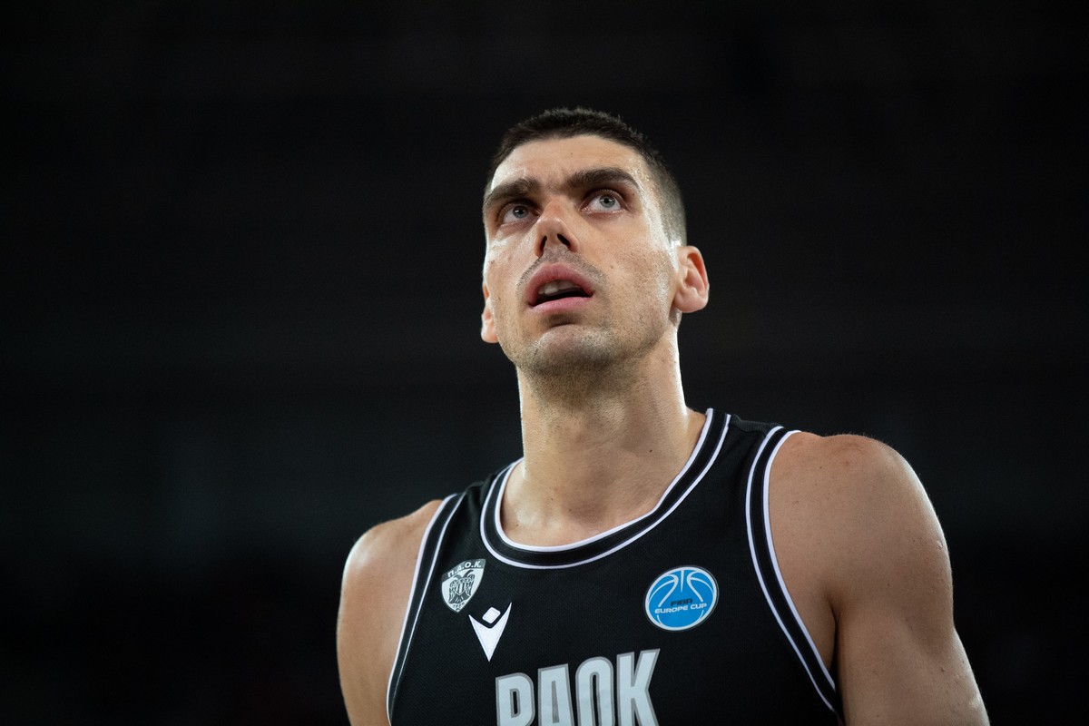 Περσίδης: ''O ΠΑΟΚ αλλάζει επίπεδο, θα είμαι εκεί για ό,τι χρειαστεί''                                          Περσίδης: ''O ΠΑΟΚ αλλάζει επίπεδο, θα είμαι εκεί για ό,τι χρειαστεί''