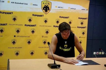 Τσαλμπούρης: “Mεγάλος στόχος το BCL – Έρχομαι σε ένα οικείο περιβάλλον”