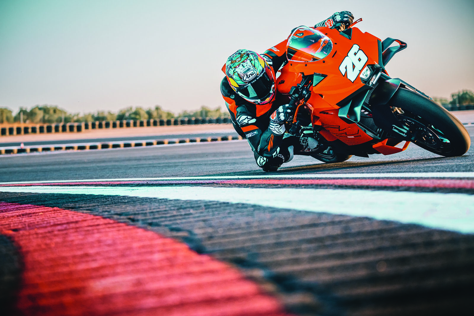 To California Superbike School Greece επιστρέφει -Βασικός του υποστηρικτής η KTM                                          To California Superbike School Greece επιστρέφει -Βασικός του υποστηρικτής η KTM