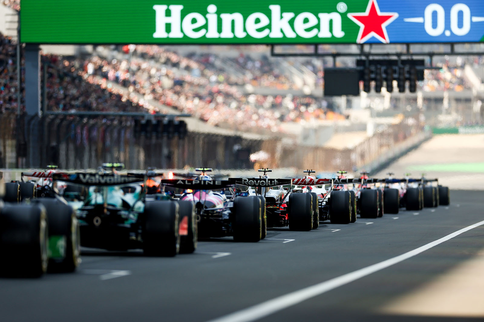 Η F1 μείωσε τη διάρκεια των αγώνων από το 2027 - Ποιοι είναι οι λόγοι και ποιες ακόμη αλλαγές ψηφίστηκαν                                          Η F1 μείωσε τη διάρκεια των αγώνων από το 2027 - Ποιοι είναι οι λόγοι και ποιες ακόμη αλλαγές ψηφίστηκαν