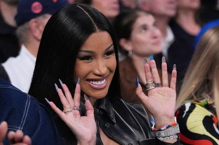 Ο Μαντούκα Οκόγιε και η Cardi B ξανά μαζί μετά από καιρό