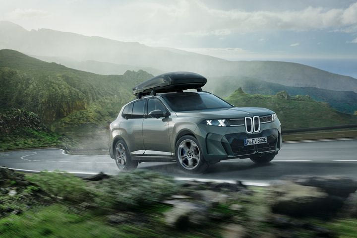 H BMW παρουσιάζει τα γνήσια αξεσουάρ για να κάνεις το νέο SUV της ακόμα πιο “τούμπανο” και εκδρομικό