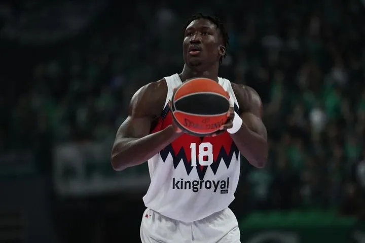 Μπασκόνια: O Καλίφα Ντιόπ οδεύει προς το NBA, σύμφωνα με τη Marca
