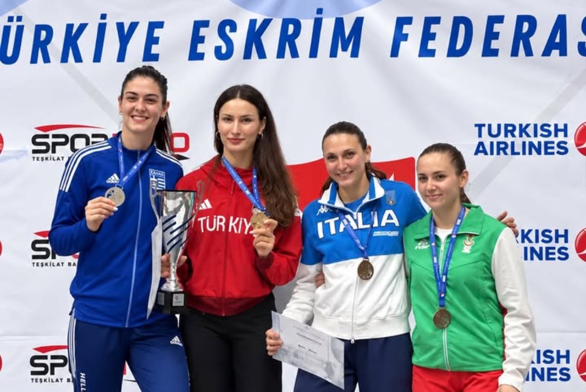 Επιστροφή στα μετάλλια σε διεθνή αγώνα για τη Δώρα Γκουντούρα                                          Επιστροφή στα μετάλλια σε διεθνή αγώνα για τη Δώρα Γκουντούρα