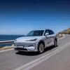 Με 29.900 ευρώ και μεγαλύτερη μπαταρία στις 68 kWh, το Geely E5 παραμένει μια top περίπτωση ηλεκτρικού SUV