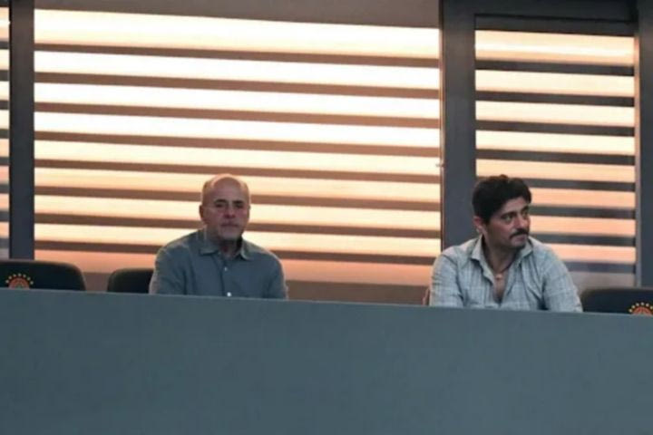 Ο Δημήτρης Γιαννακόπουλος και ο Γιάννης Αλαφούζος παρακολούθησαν μαζί το παιχνίδι του Παναθηναϊκού AKTOR με τη Mπουργκ