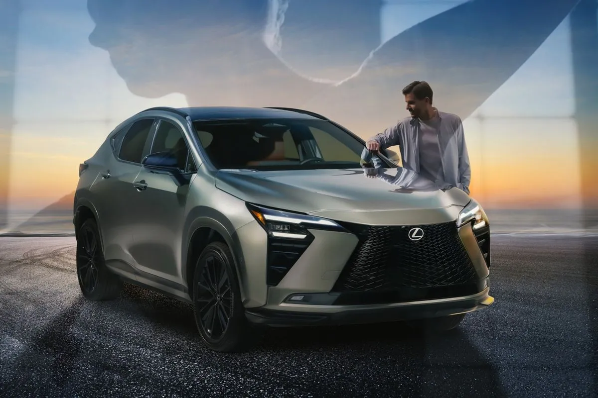 Αυτό είναι το νέο εμβληματικό SUV της Lexus- Μάθε τα πάντα για το NX που πάει πολυτέλεια και καινοτομία σε νέα ύψη