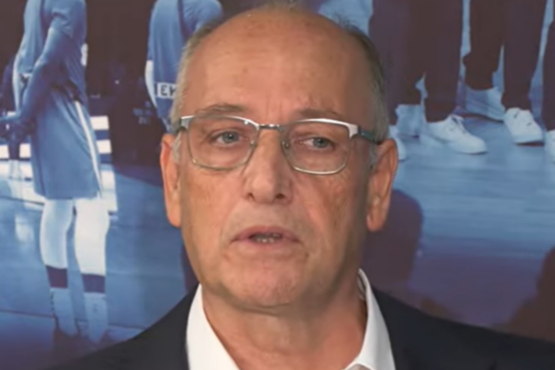 Βαγγέλης Λιόλιος για διαιτησία: "Το 2021 είχαμε τρεις διαιτητές σε top level, τώρα έχουμε επτά, με μέσο όρο ηλικίας οκτώ χρόνια μικρότερο"                                          Βαγγέλης Λιόλιος για διαιτησία: "Το 2021 είχαμε τρεις διαιτητές σε top level, τώρα έχουμε επτά, με μέσο όρο ηλικίας οκτώ χρόνια μικρότερο"