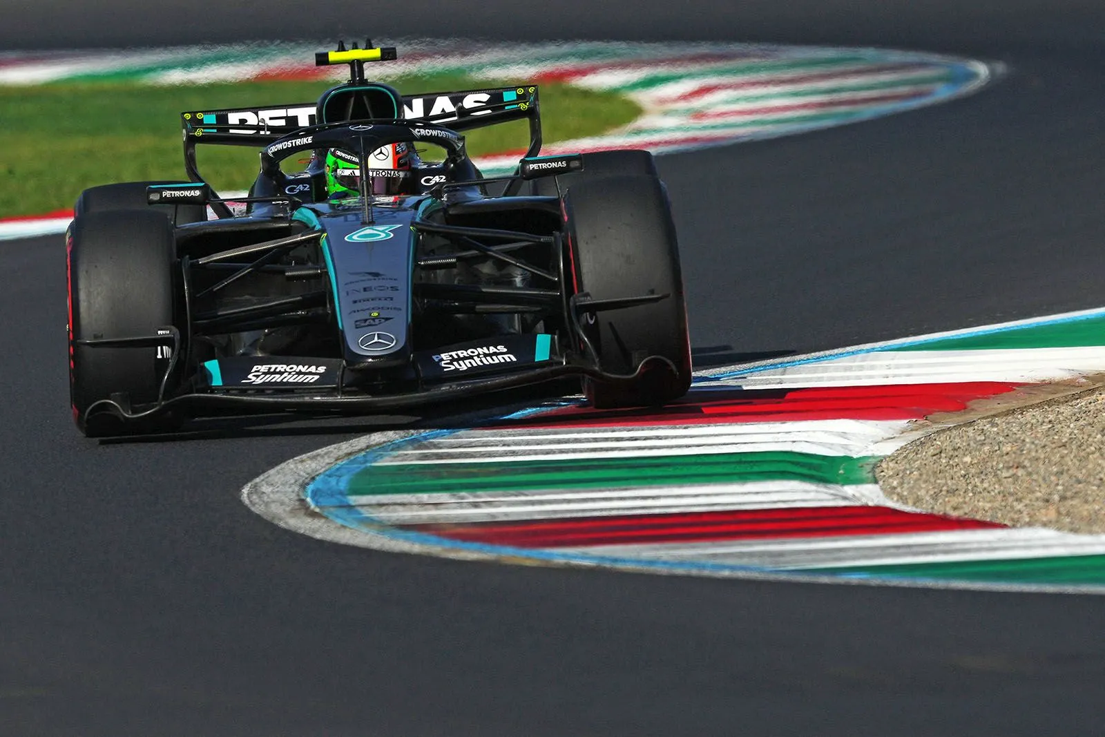 Formula 1: Να τος ο πρωταθλητής: Τo παιδί-θαύμα της F1, Κίμι Αντονέλι, κέρδισε στη Μόντσα από την τελευταία θέση της εκκίνησης