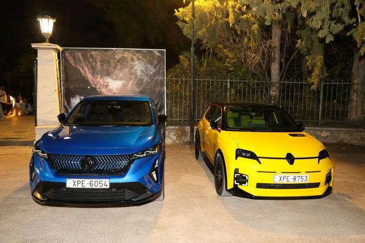 H Renault αγκαλιάζει την τέχνη και βγάζει ένα διαφορετικό “αέρα” προσέγγισης του Αθηναϊκού κοινού