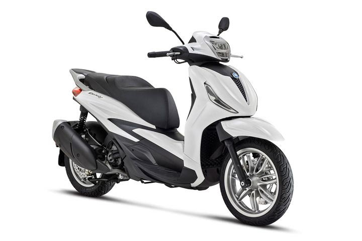 To Piaggio Beverly σε νέα προσφορά με όφελος 300 ευρώ σε όλη τη γκάμα του