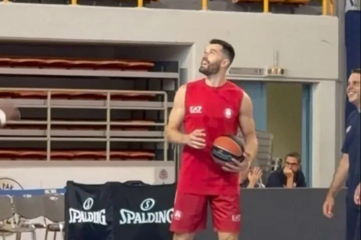 Αρμάνι Μιλάνο: To VIDEO του SPORT24 από την προπόνηση των Ράιτ και Πίτερς στο Ηράκλειο