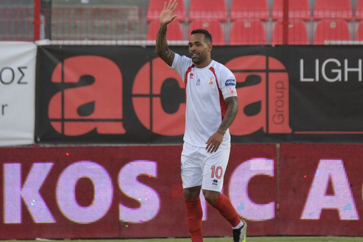 Superbet League 2: Συνέτριψε ο Πανσερραϊκός τον Ολυμπιακό Β’ με υπογραφή Τεϊσέιρα και Πασά, ισοπαλία για την Ελλάς Σύρου των 10 παικτών απέναντι στον Πύργο