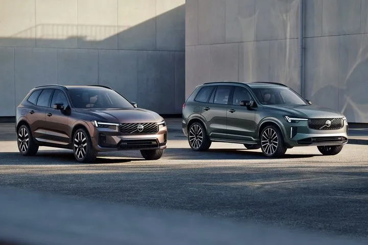 Τα best seller SUV της Volvo γίνονται plug-in υβριδικά και προσφέρουν τις απόλυτες προτάσεις πολυτέλειας και αυτονομίας