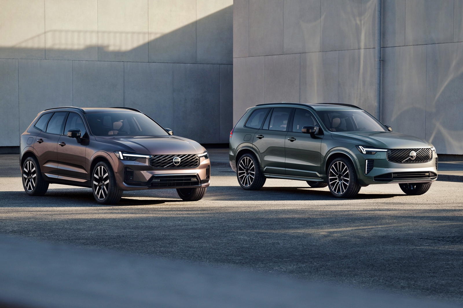 Τα best seller SUV της Volvo γίνονται plug-in υβριδικά και προσφέρουν τις απόλυτες προτάσεις πολυτέλειας και αυτονομίας                                          Τα best seller SUV της Volvo γίνονται plug-in υβριδικά και προσφέρουν τις απόλυτες προτάσεις πολυτέλειας και αυτονομίας